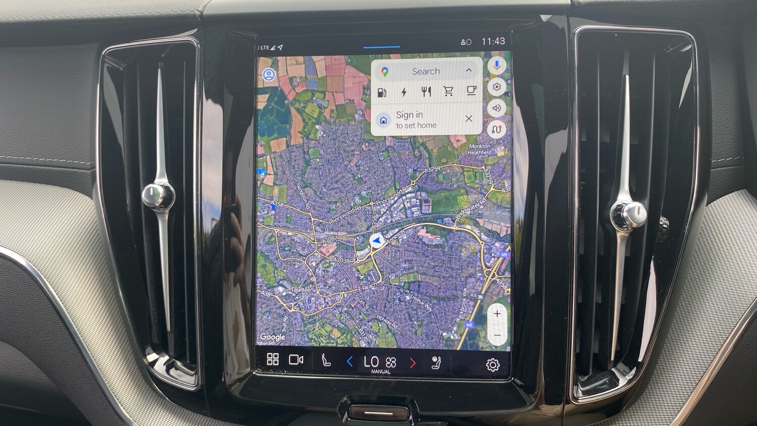 Used Volvo XC60 2024 for sale - 76653252: Photo 29