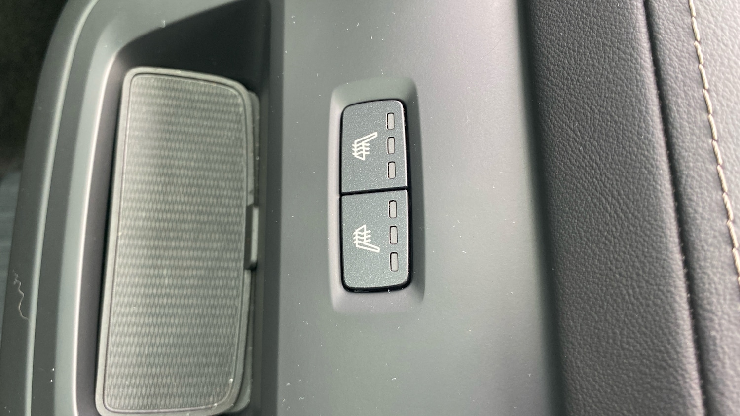 Used Volvo XC60 2024 for sale - 76653252: Photo 39