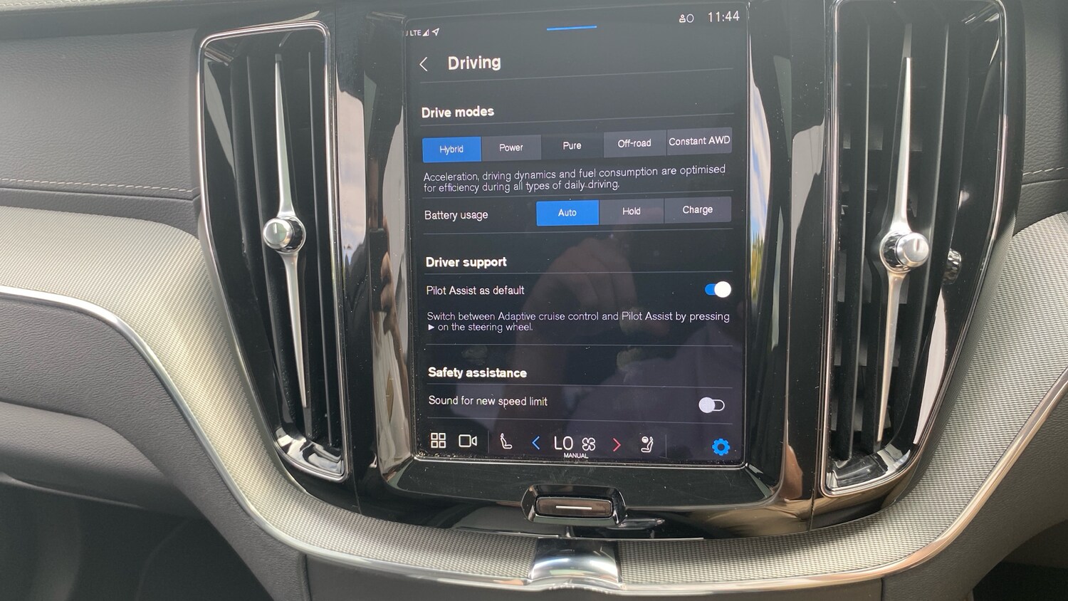 Used Volvo XC60 2024 for sale - 76653252: Photo 41