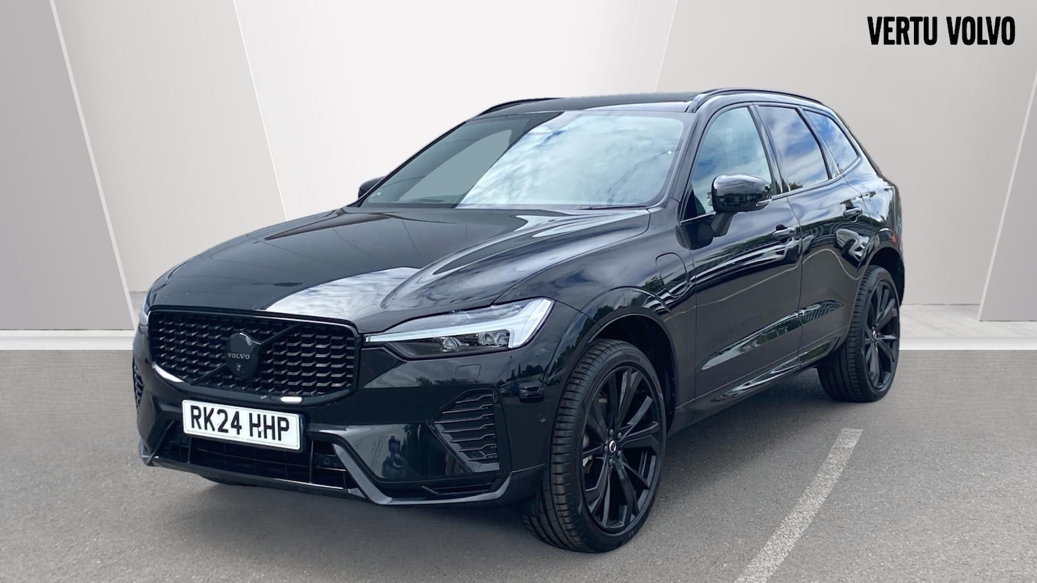 Used Volvo XC60 2024 for sale - 76653252: Photo 6