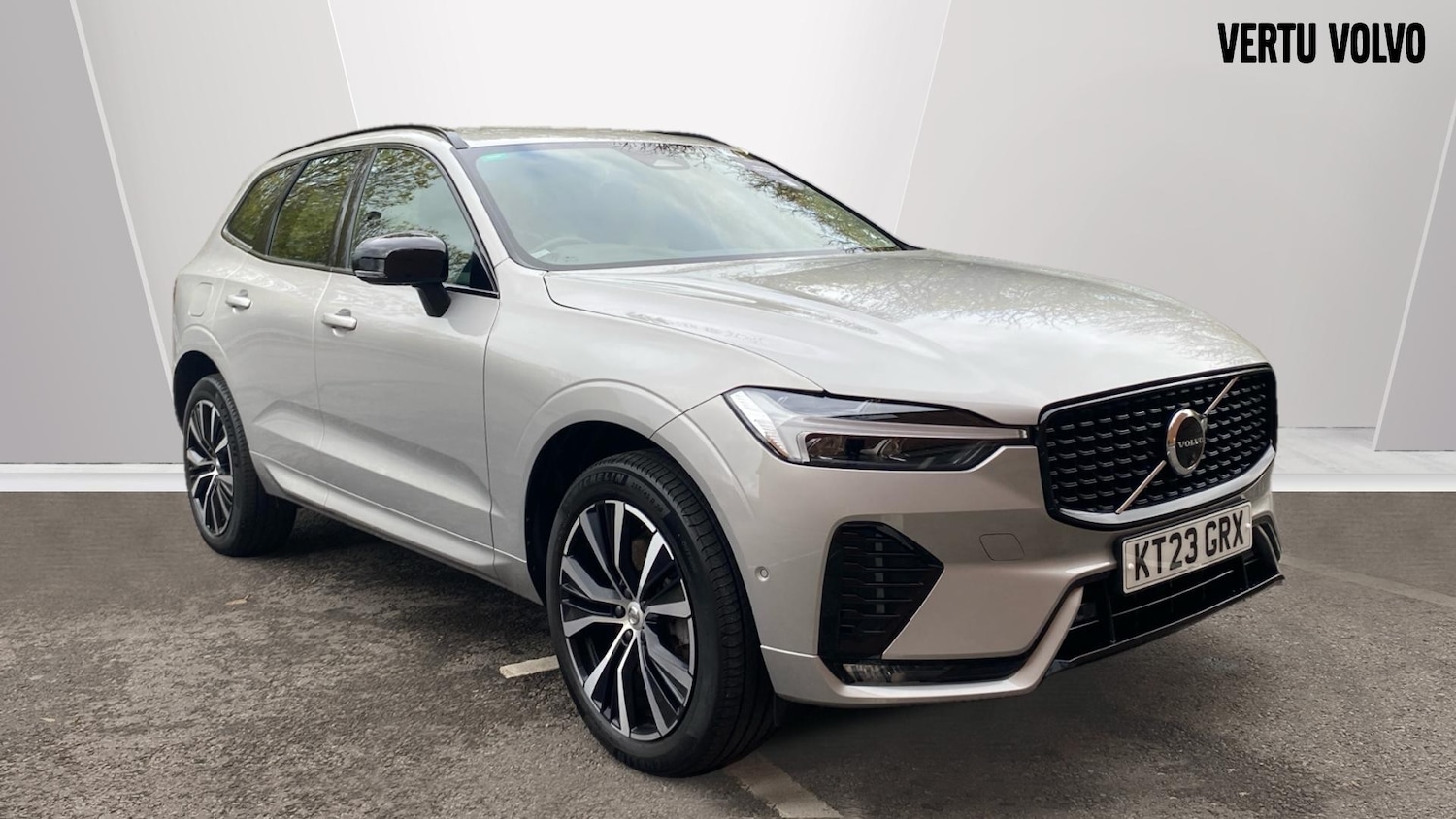 Used Volvo XC60 2023 for sale - 76653255: Photo 1