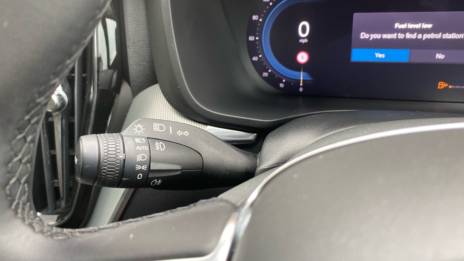 Used Volvo XC60 2023 for sale - 76653255: Photo 24