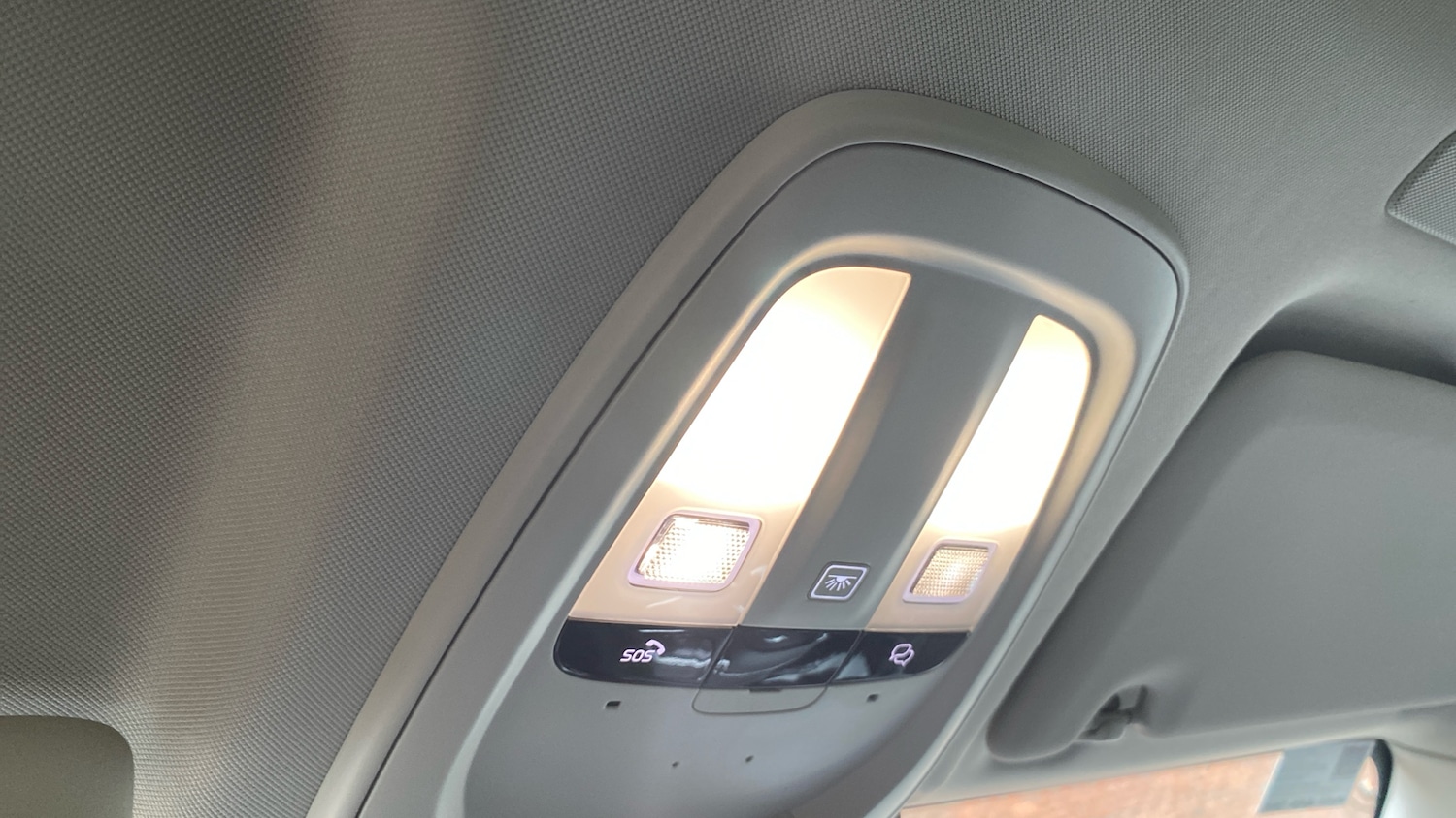 Used Volvo XC60 2023 for sale - 76653255: Photo 26