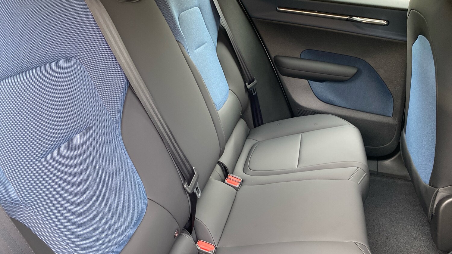 Used Volvo EX30 2025 for sale - 77568305: Photo 26