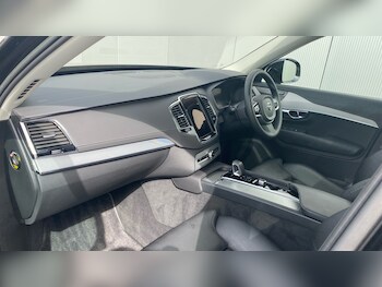 Used Volvo XC90 2023 for sale - 75428591: Photo