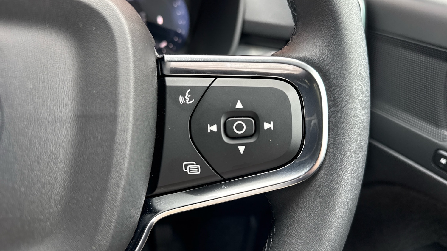 Used Volvo XC40 2026 for sale - 78149798: Photo 33