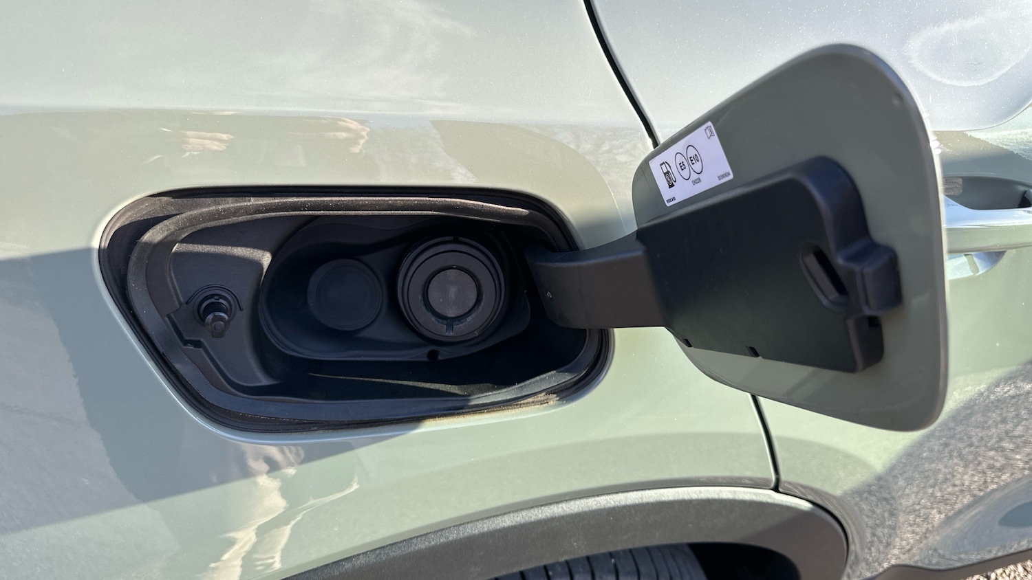 Used Volvo XC40 2025 for sale - 77803557: Photo 15