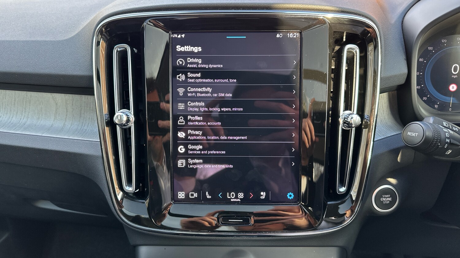 Used Volvo XC40 2025 for sale - 77803557: Photo 16