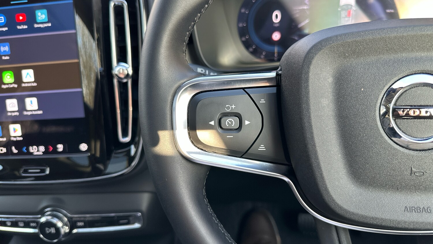 Used Volvo XC40 2025 for sale - 77803557: Photo 20