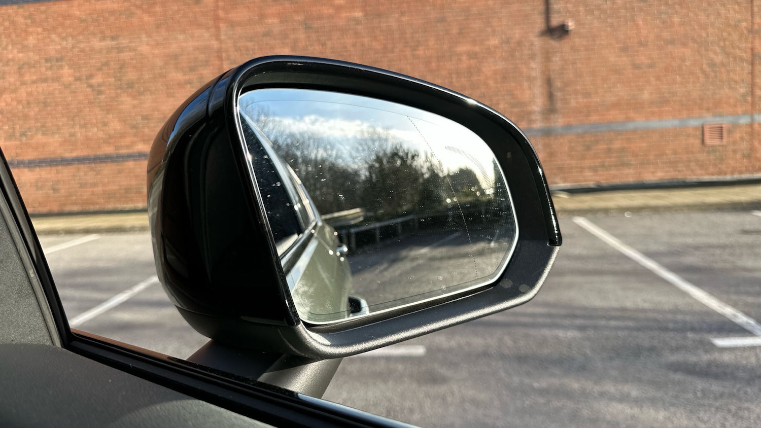 Used Volvo XC40 2025 for sale - 77803557: Photo 31