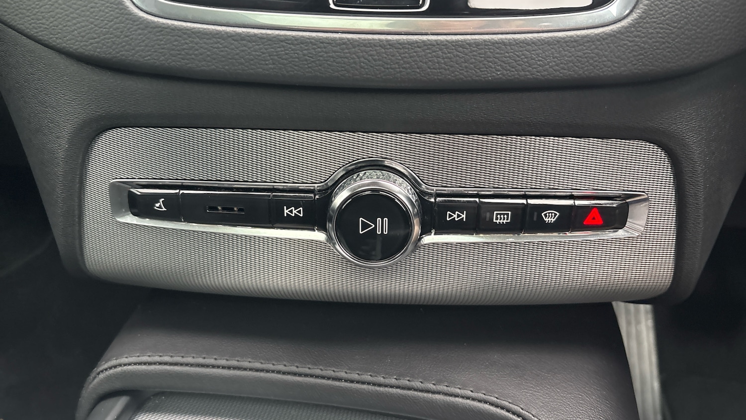 Used Volvo XC90 2023 for sale - 77517434: Photo 44