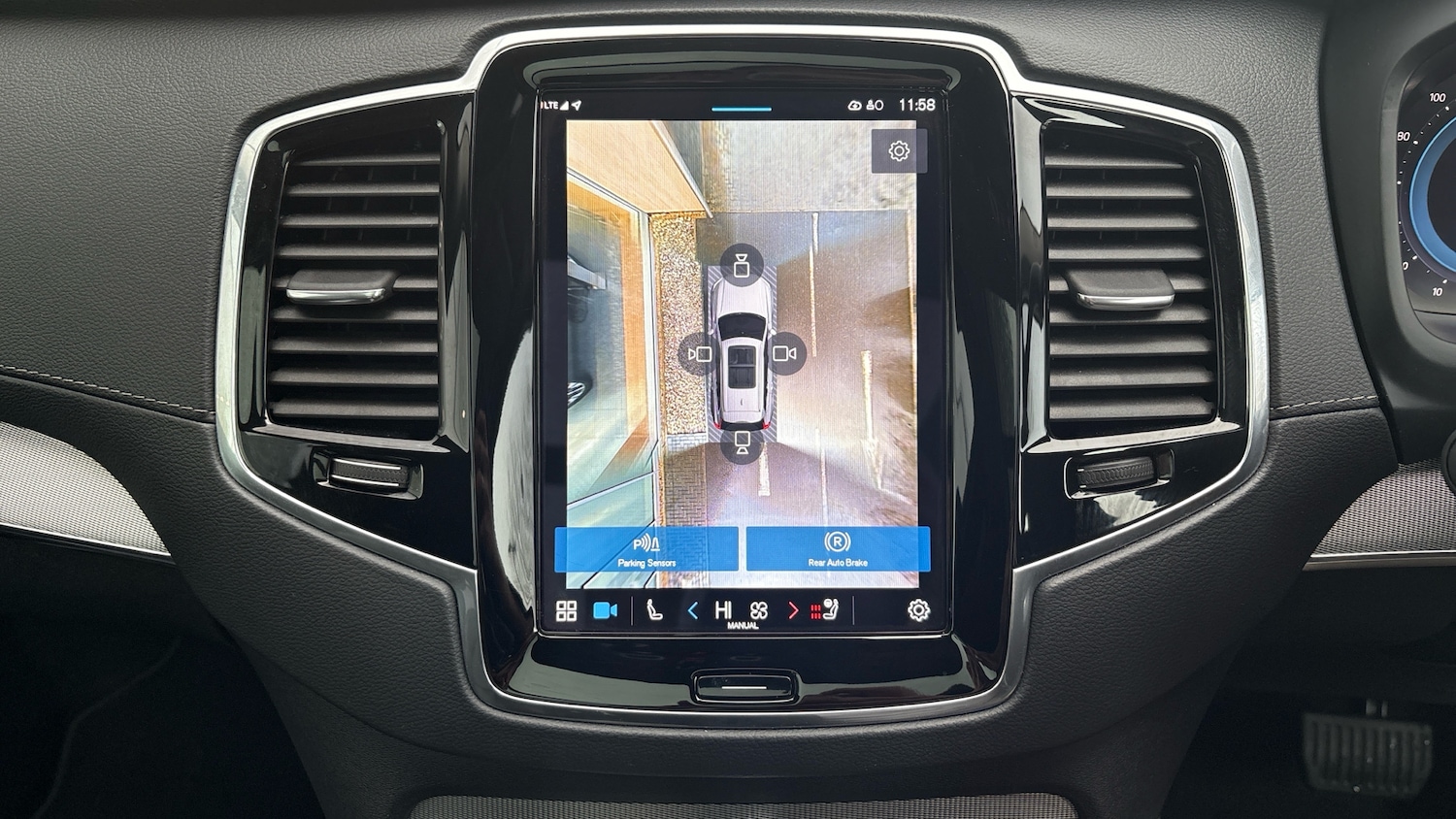 Used Volvo XC90 2023 for sale - 77517434: Photo 45