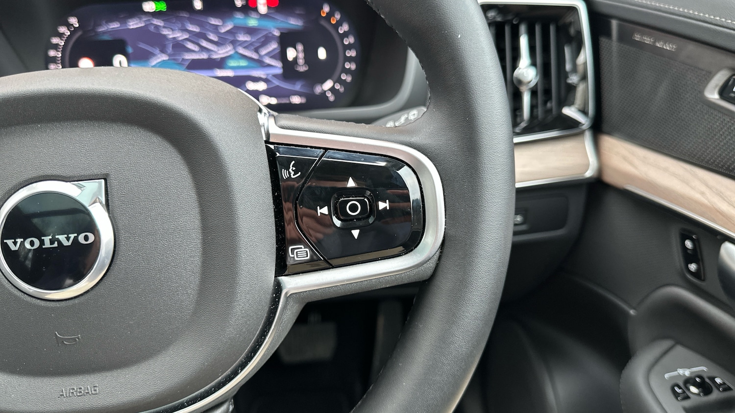 Used Volvo XC90 2025 for sale - 77449454: Photo 20