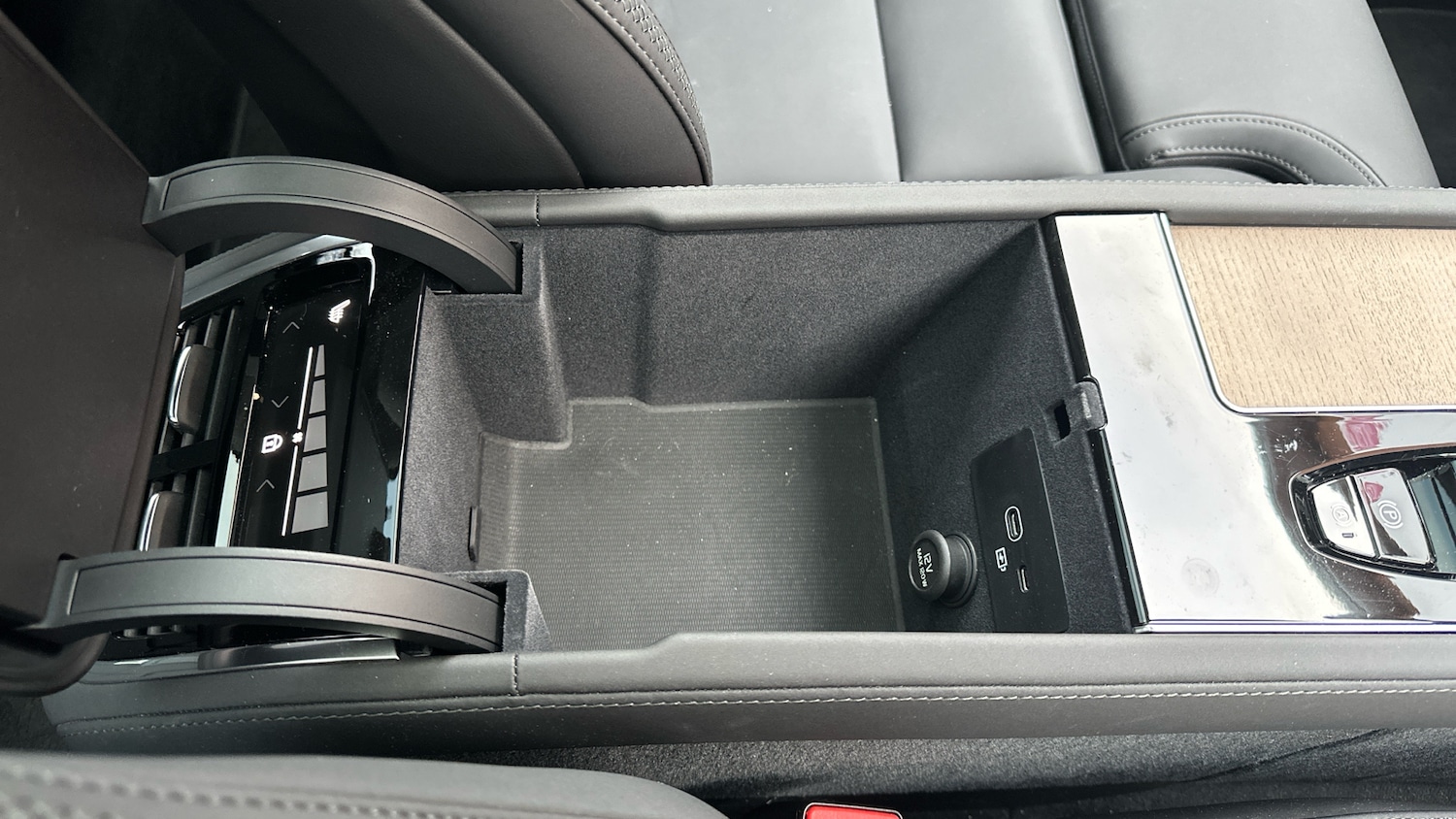 Used Volvo XC90 2025 for sale - 77449454: Photo 50