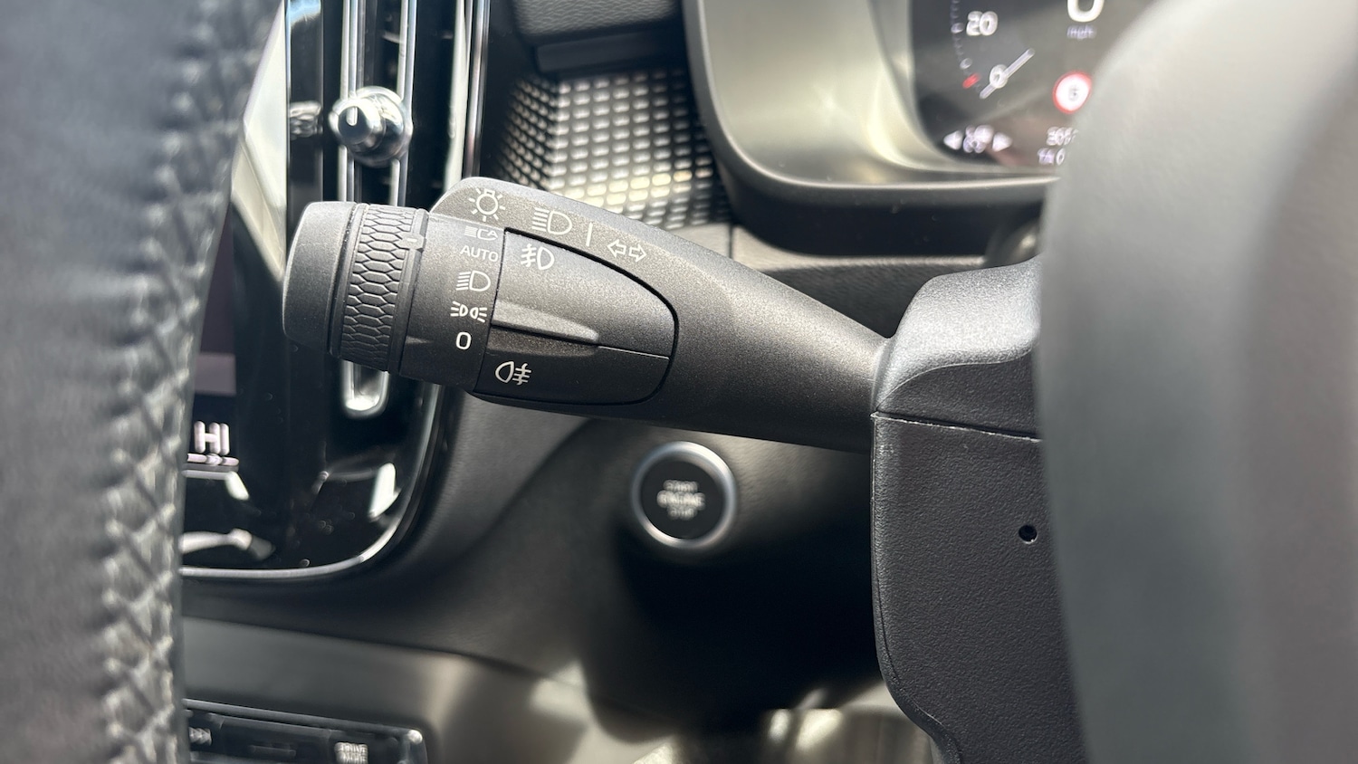 Used Volvo XC40 2022 for sale - 78084320: Photo 20