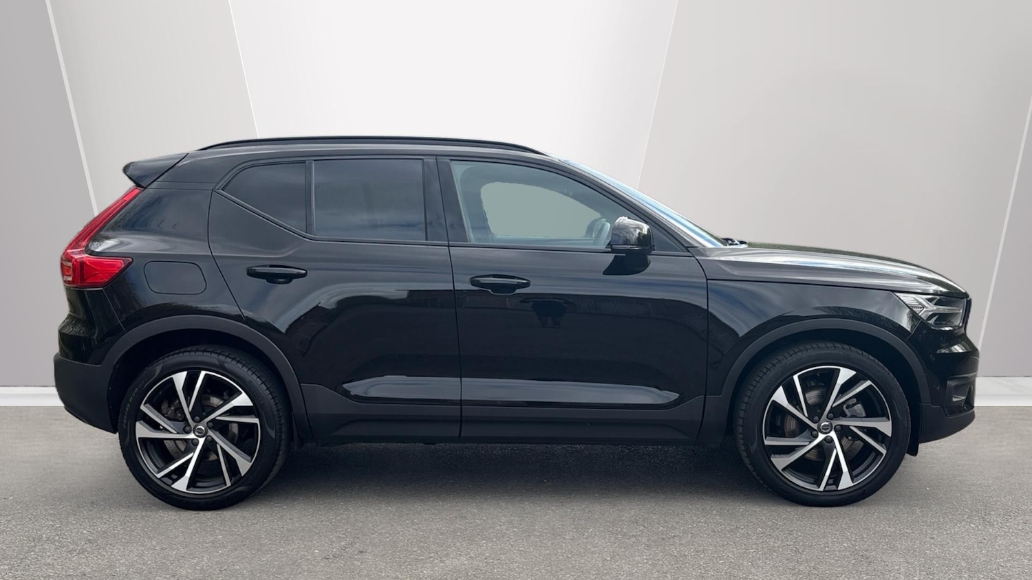 Used Volvo XC40 2022 for sale - 78084320: Photo 3