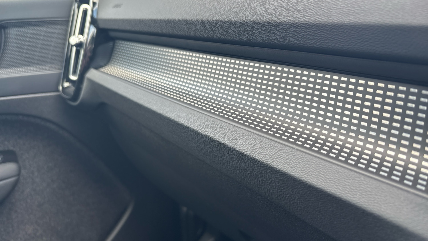 Used Volvo XC40 2022 for sale - 78084320: Photo 37