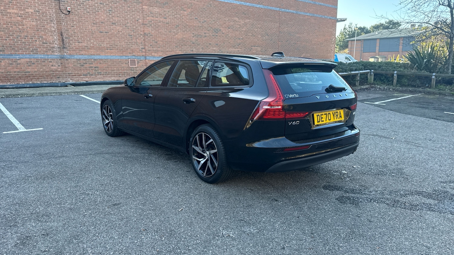 Used Volvo V60 2020 for sale - 76653227: Photo 15
