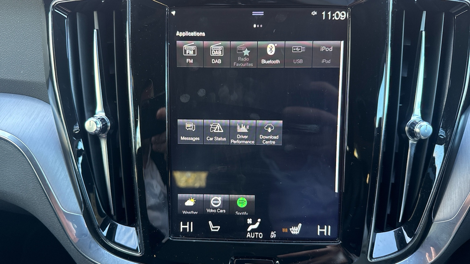 Used Volvo V60 2020 for sale - 76653227: Photo 27