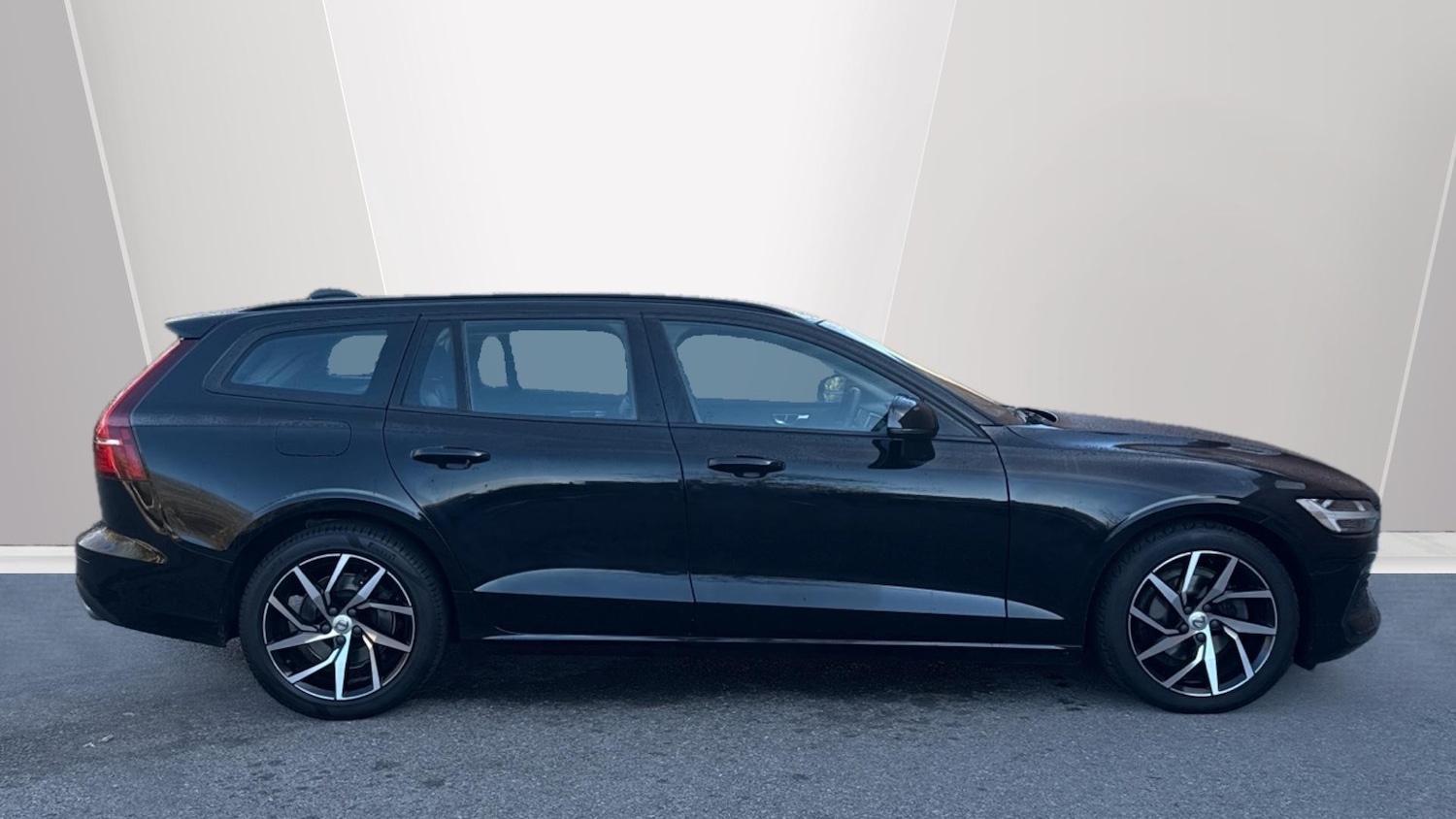 Used Volvo V60 2020 for sale - 76653227: Photo 3