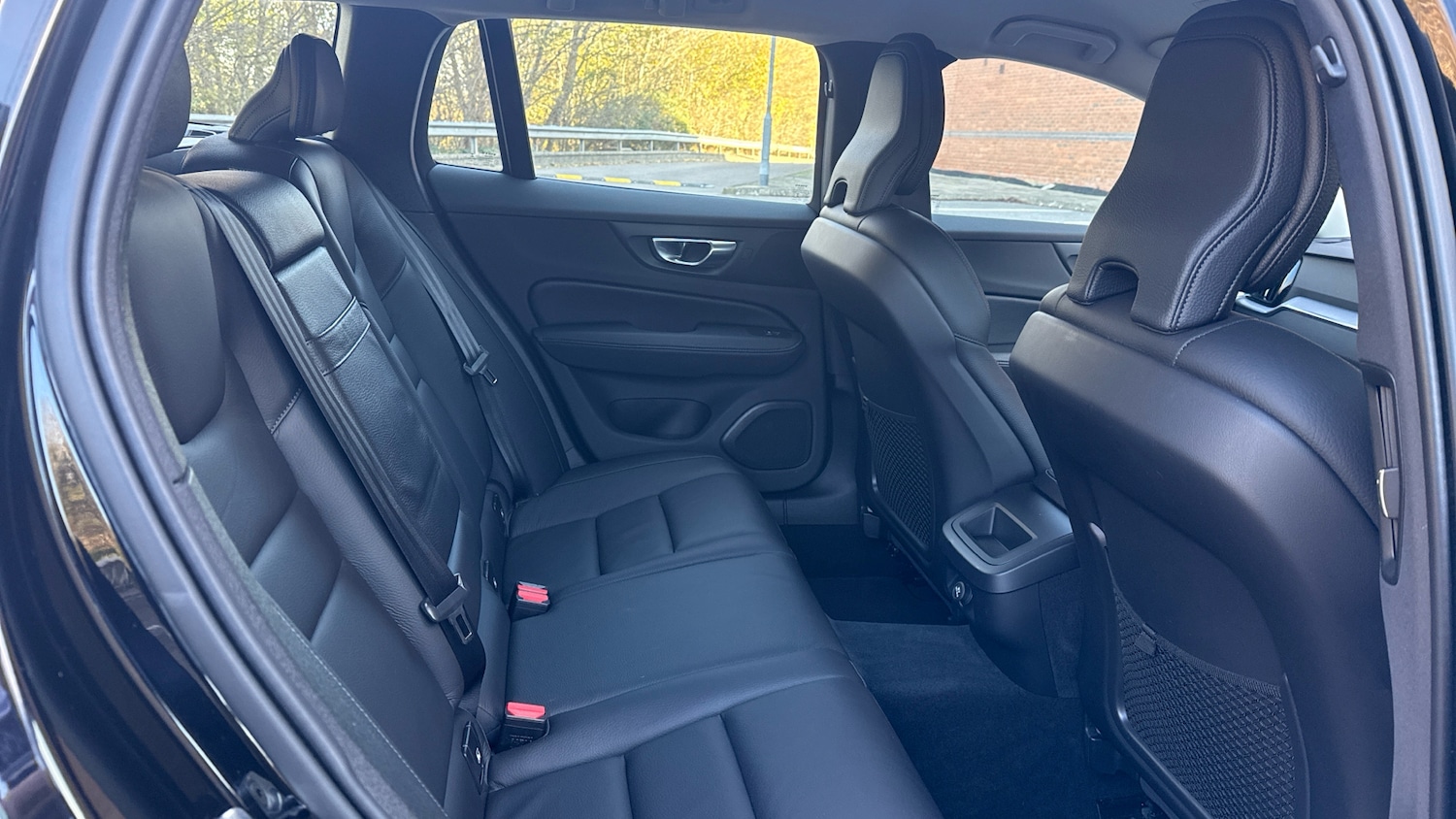 Used Volvo V60 2020 for sale - 76653227: Photo 6