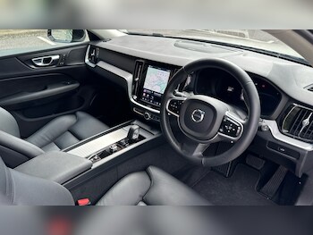 Used Volvo V60 2025 for sale - 78310231: Photo
