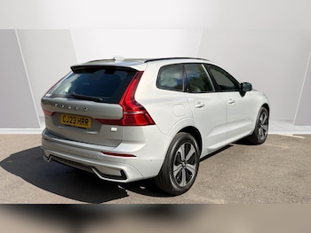 Used Volvo XC60 2023 for sale - 79515958: Photo