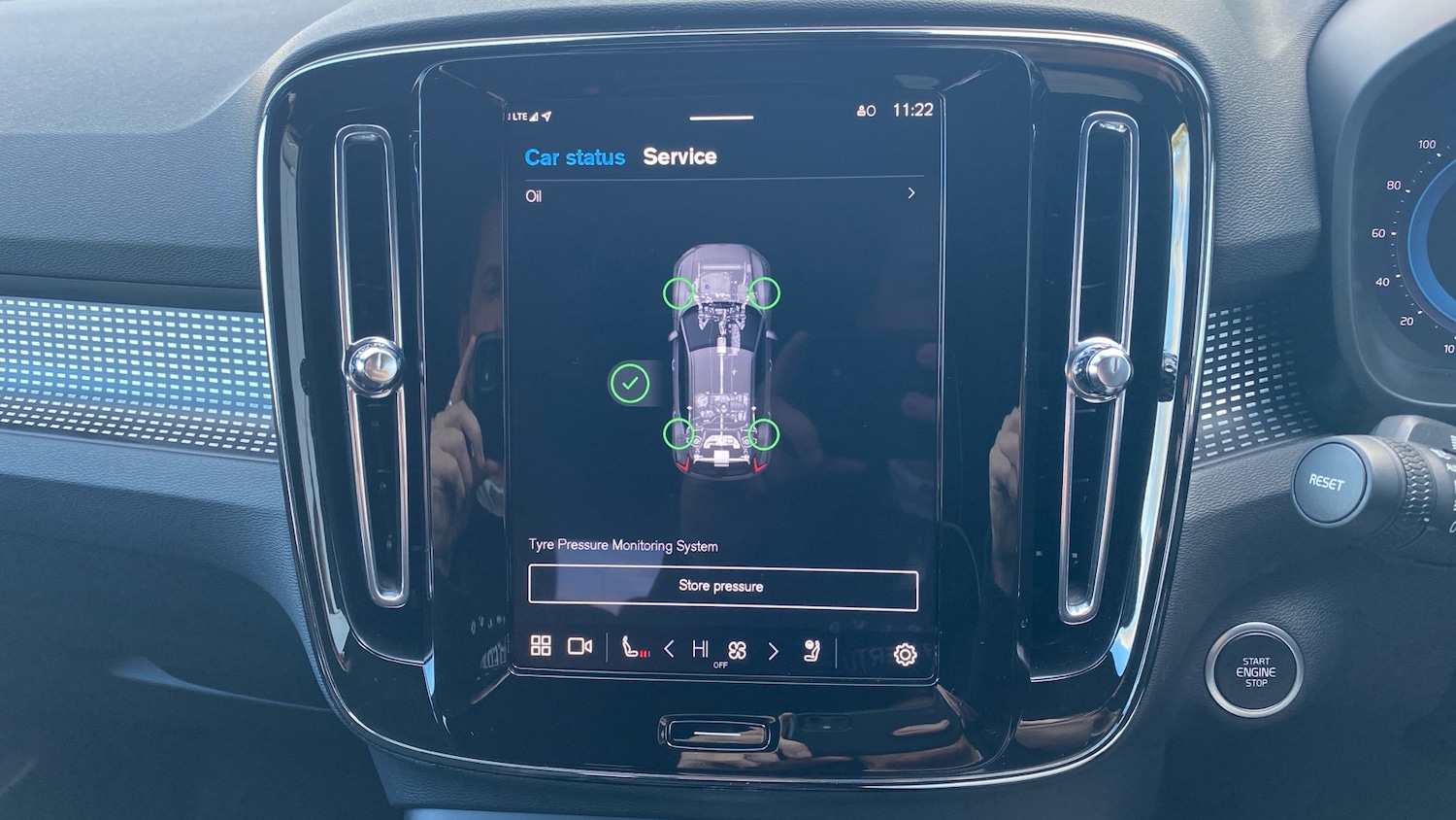 Used Volvo XC40 2025 for sale - 76653258: Photo 33