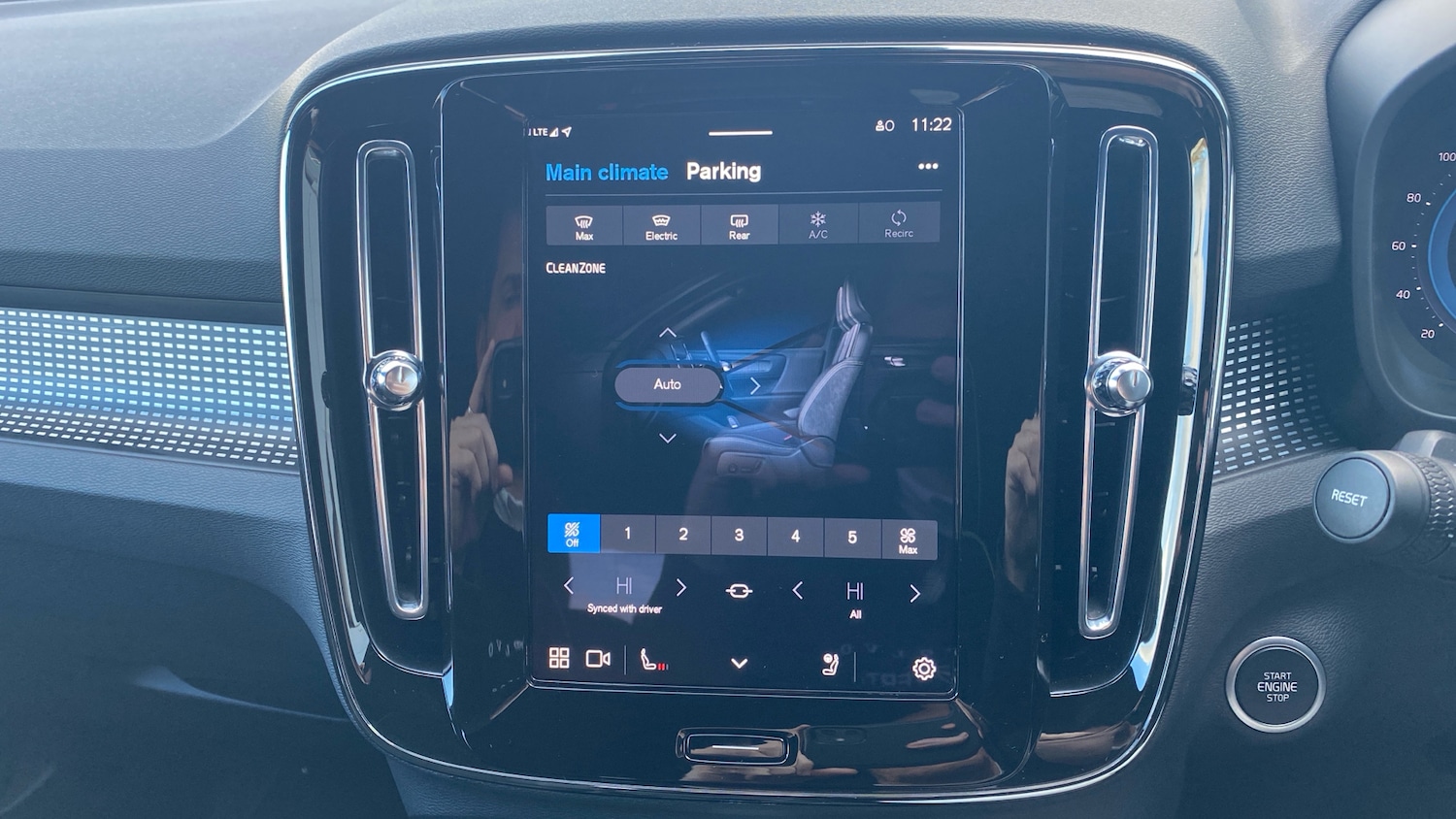 Used Volvo XC40 2025 for sale - 76653258: Photo 34