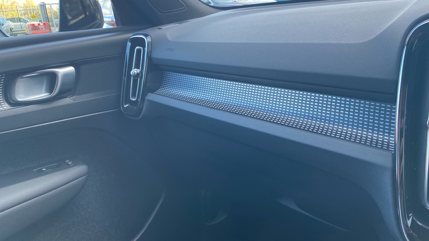 Used Volvo XC40 2025 for sale - 76653258: Photo 38