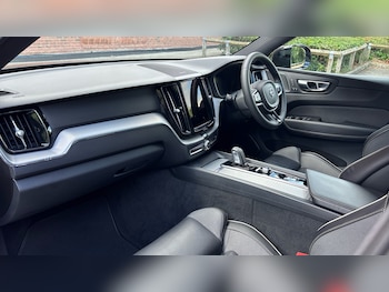 Used Volvo XC60 2022 for sale - 75250313: Photo