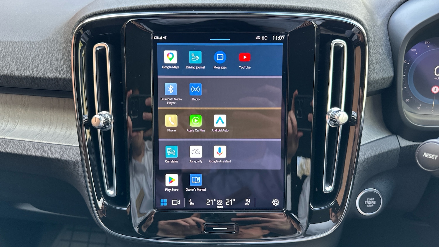 Used Volvo XC40 2023 for sale - 78080483: Photo 12