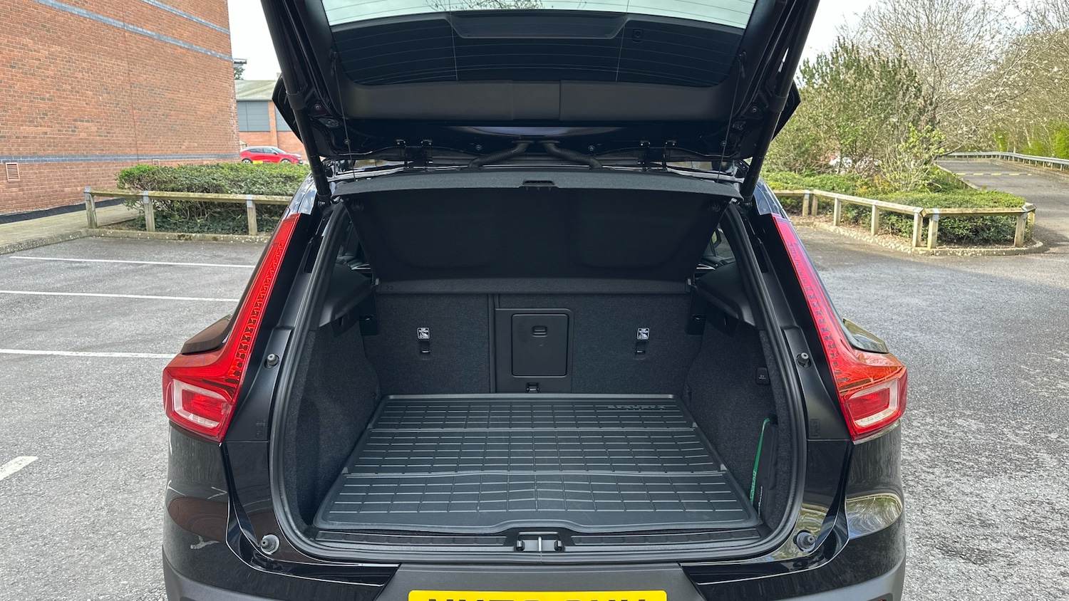 Used Volvo XC40 2023 for sale - 78080483: Photo 13