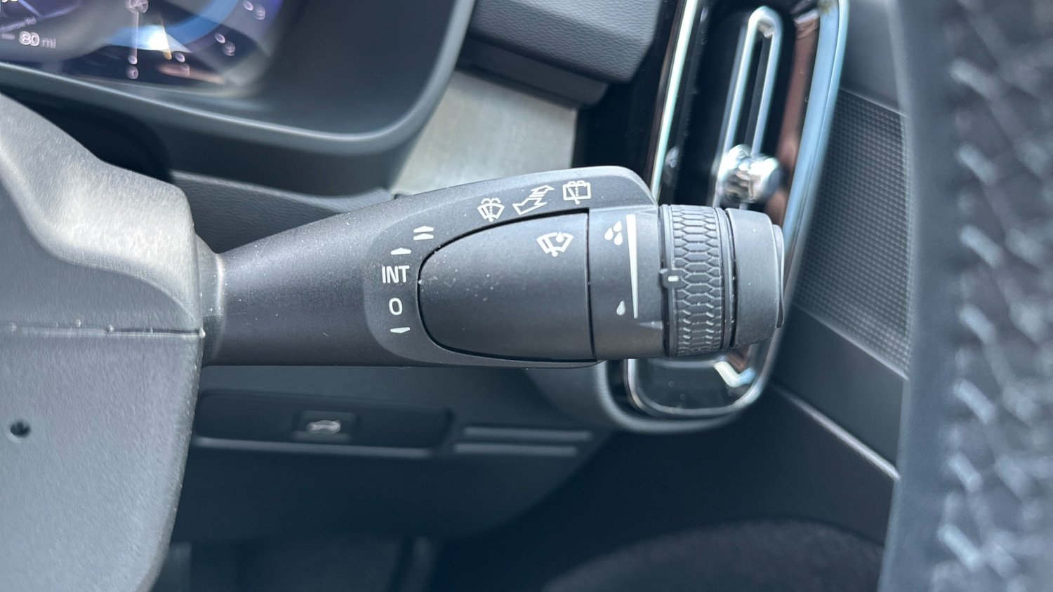 Used Volvo XC40 2023 for sale - 78080483: Photo 22