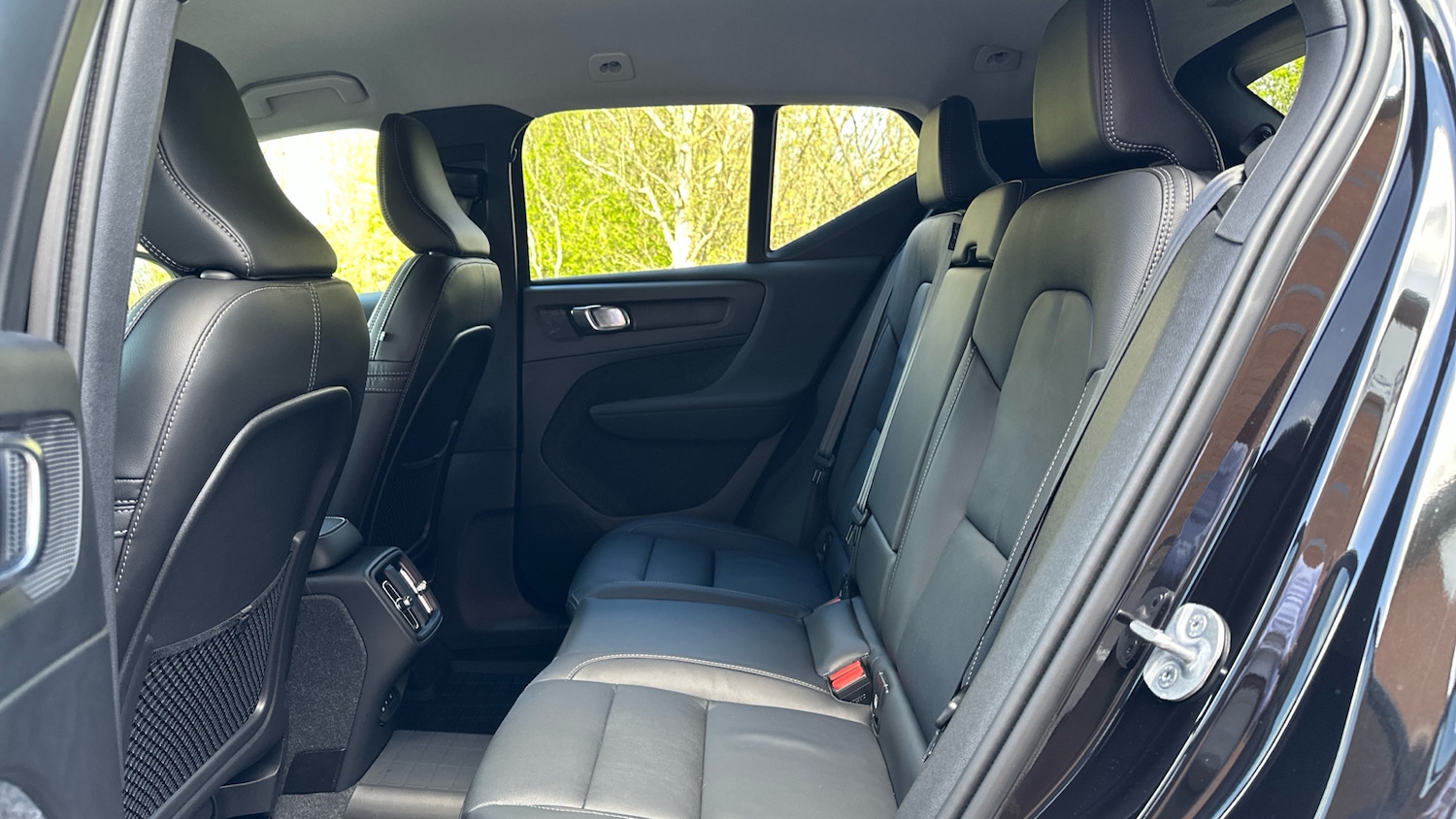 Used Volvo XC40 2023 for sale - 78080483: Photo 32