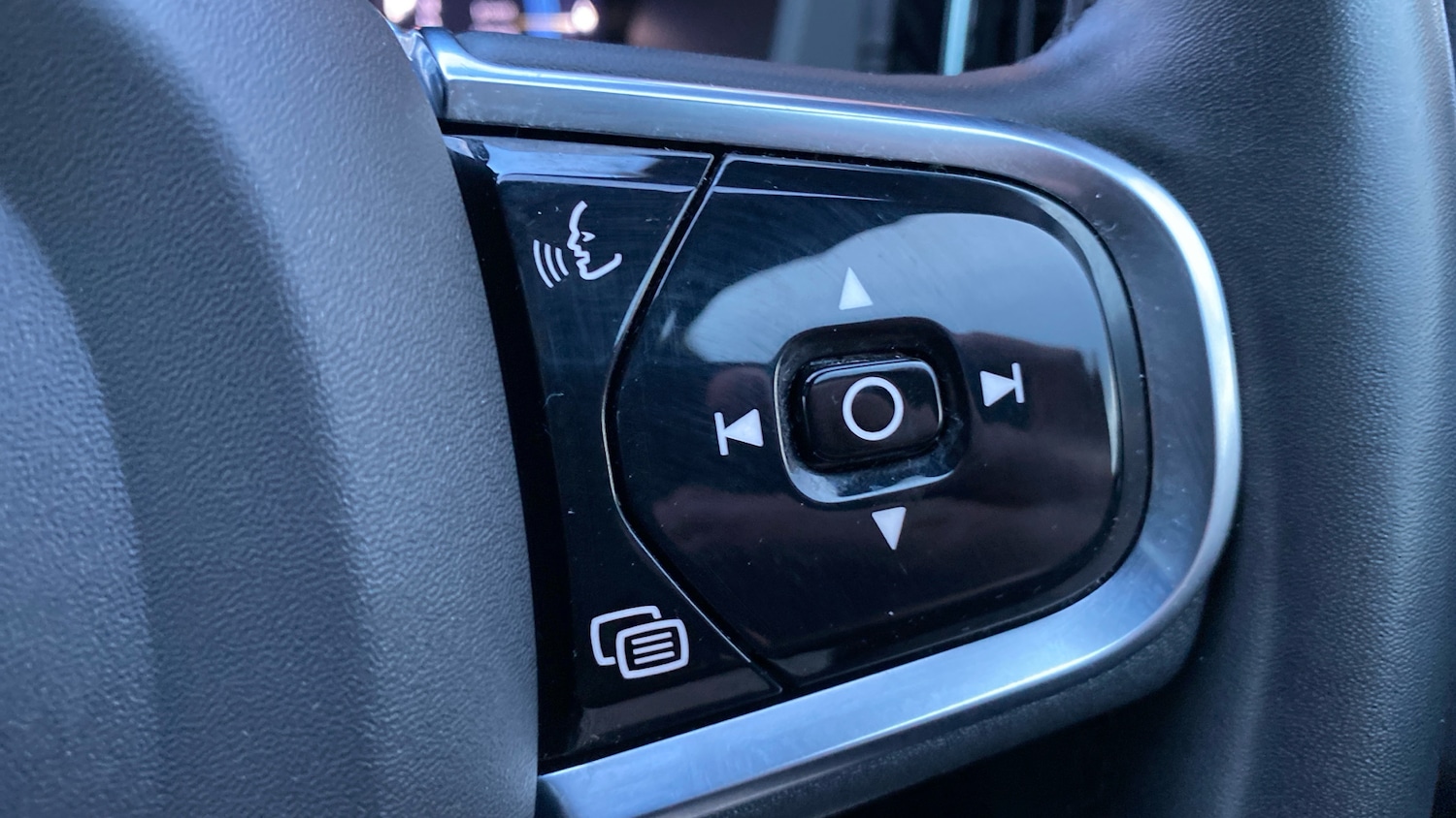 Used Volvo XC60 2023 for sale - 77435613: Photo 17