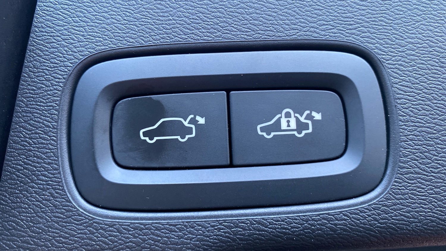 Used Volvo XC60 2023 for sale - 77435613: Photo 27