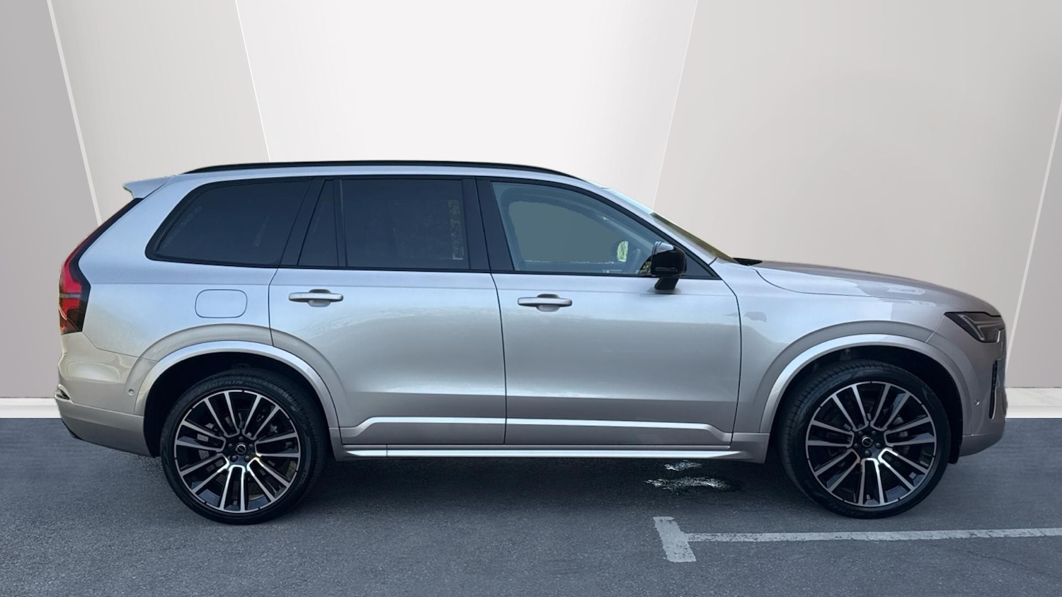 Used Volvo XC90 2025 for sale - 78199430: Photo 3