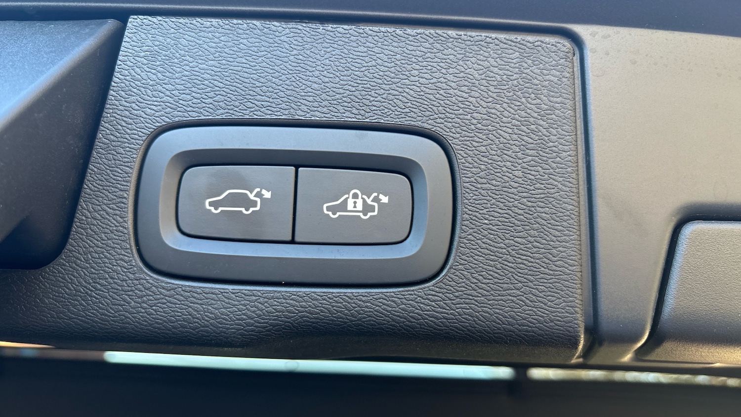 Used Volvo XC60 2025 for sale - 78004275: Photo 34