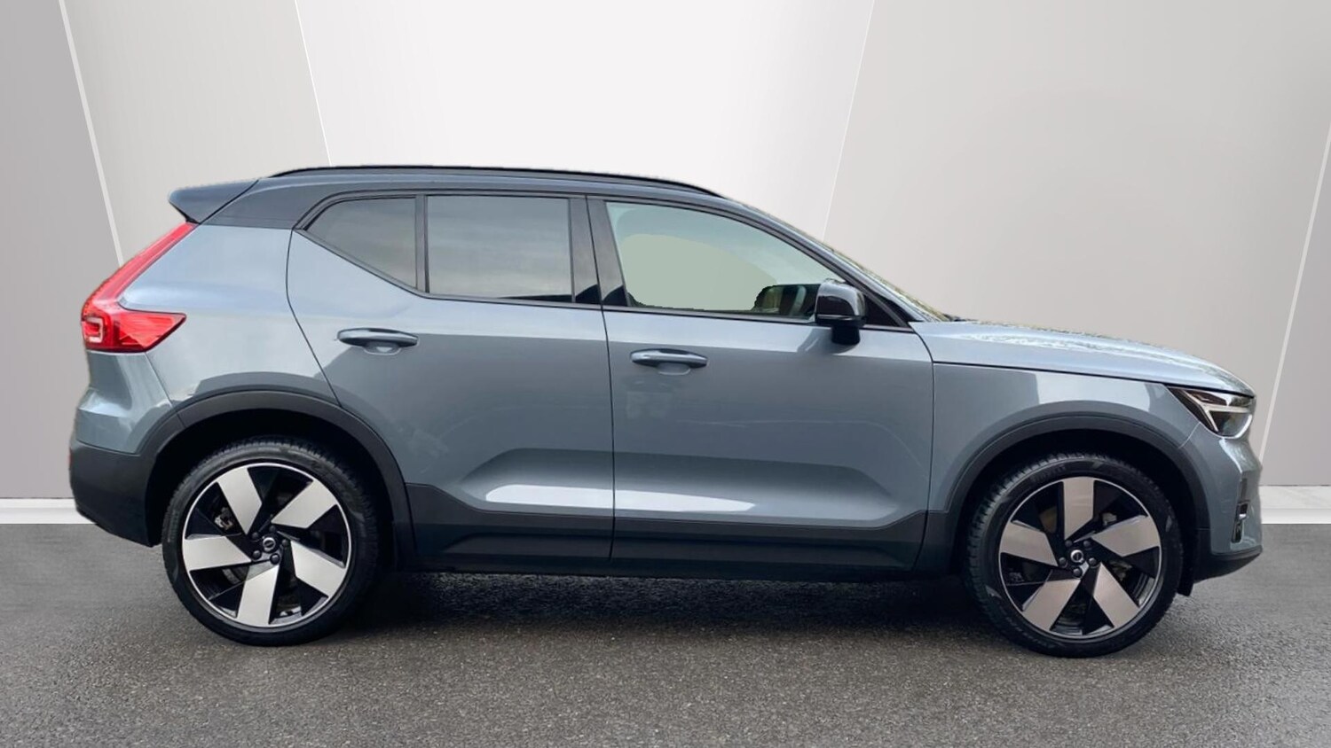 Used Volvo XC40 2022 for sale - 76653248: Photo 3