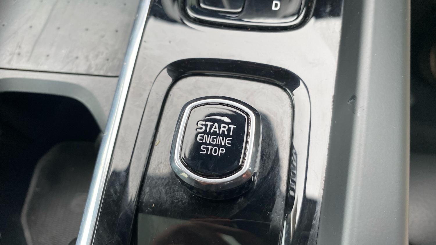 Used Volvo XC60 2023 for sale - 76653225: Photo 23