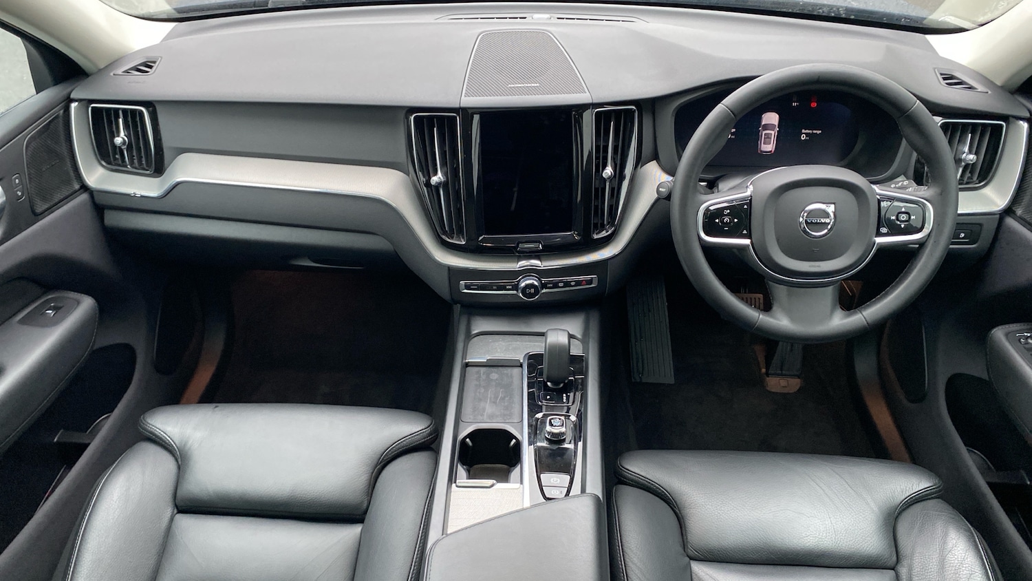 Used Volvo XC60 2023 for sale - 76653225: Photo 5