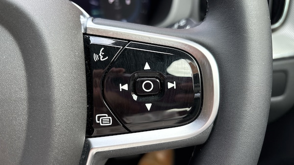 Used Volvo XC60 2024 for sale - 75308719: Photo 19