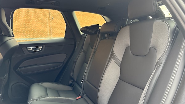 Used Volvo XC60 2024 for sale - 75308719: Photo 32