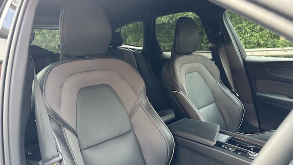 Used Volvo XC60 2024 for sale - 75308719: Photo 9