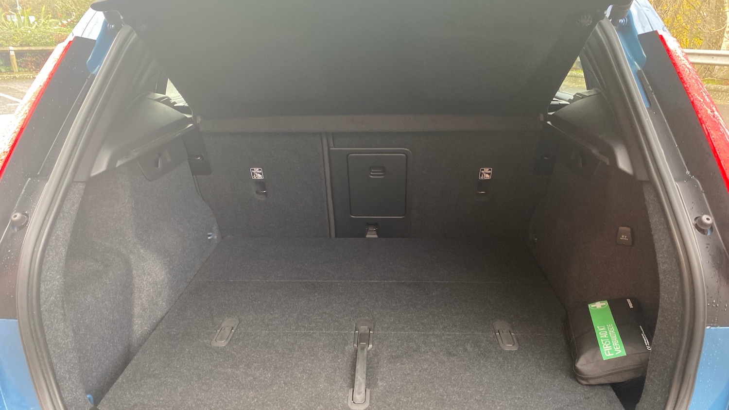 Used Volvo XC40 2023 for sale - 76963204: Photo 13