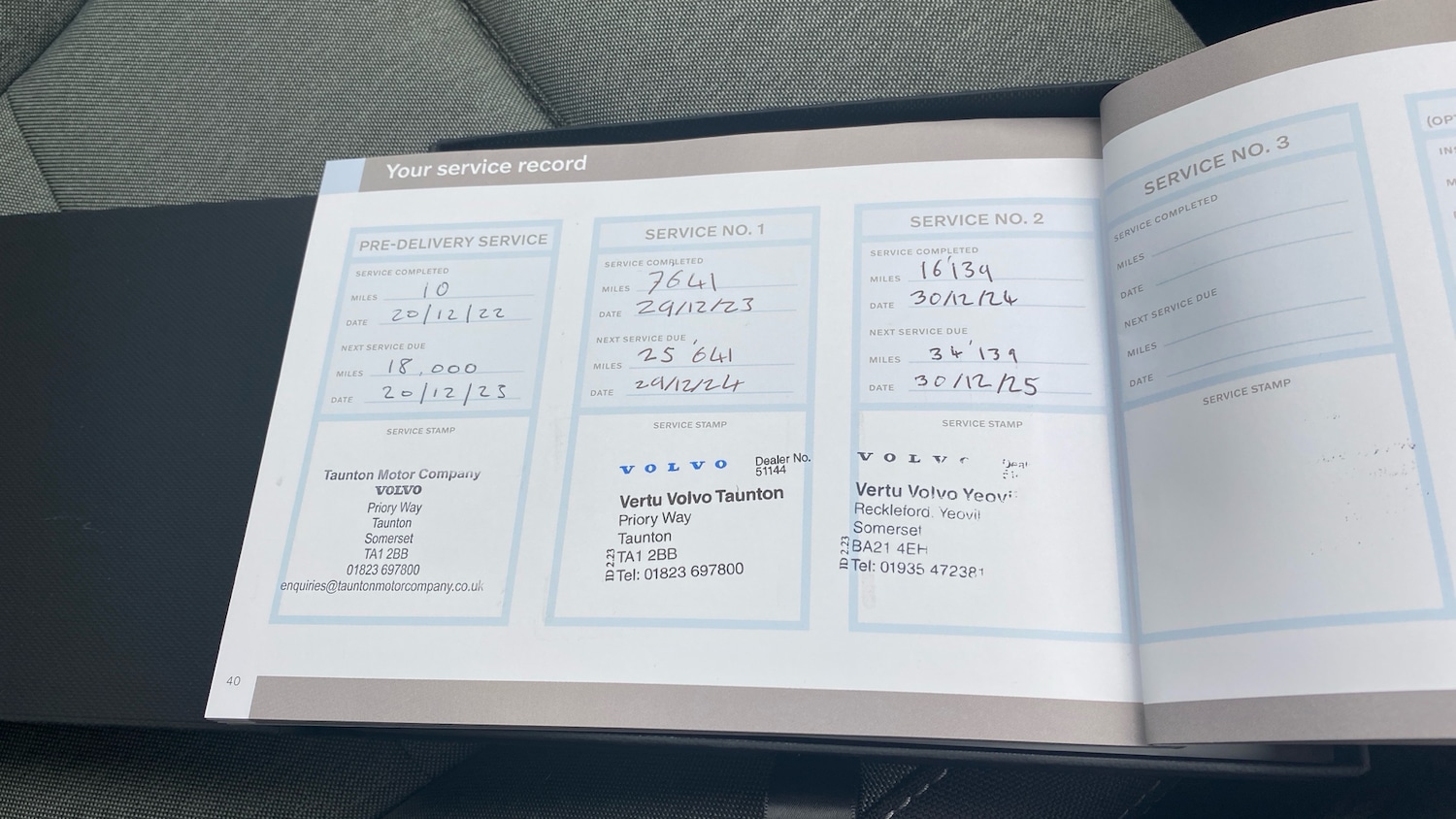 Used Volvo XC40 2023 for sale - 76963204: Photo 14