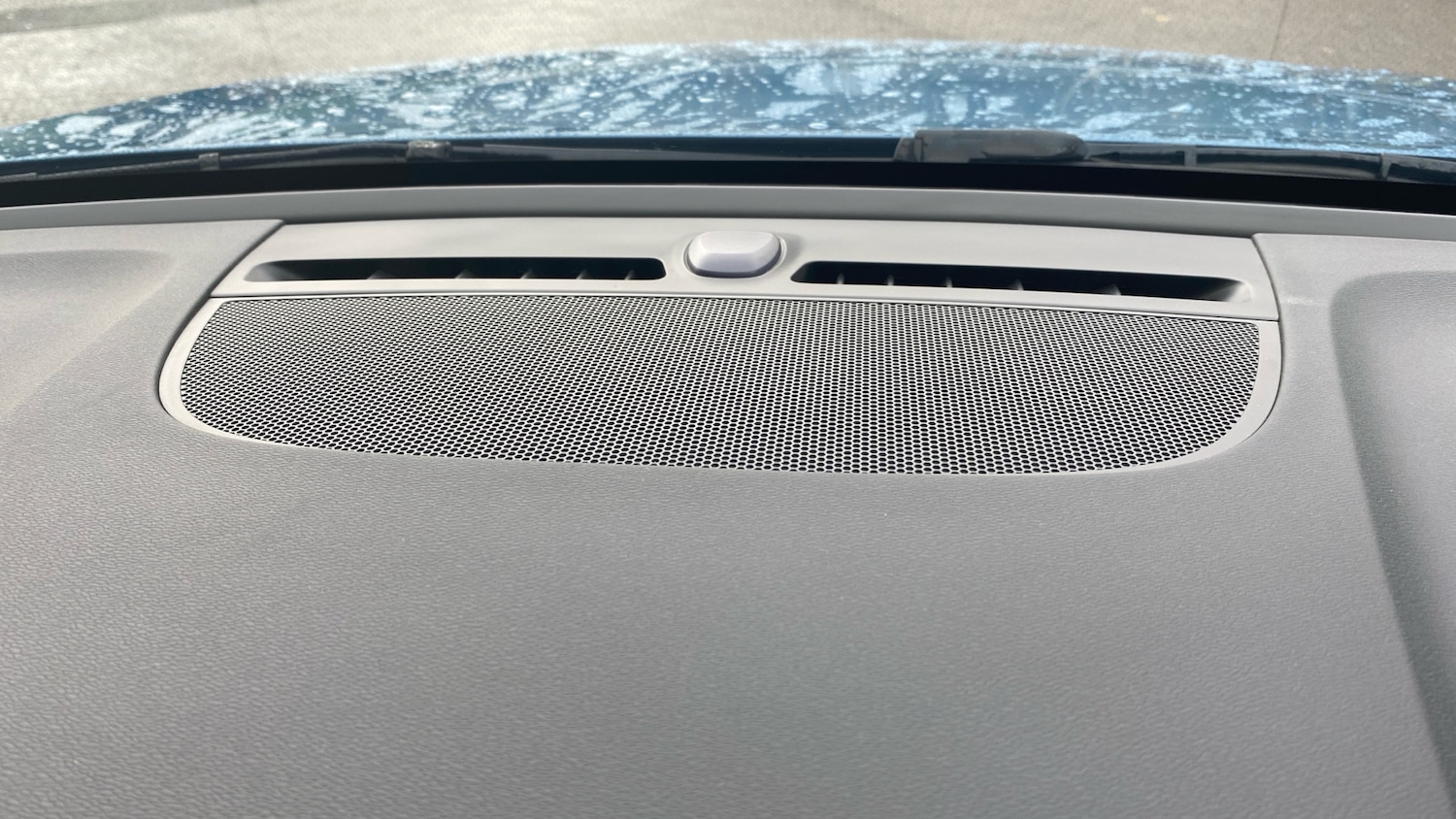 Used Volvo XC40 2023 for sale - 76963204: Photo 23