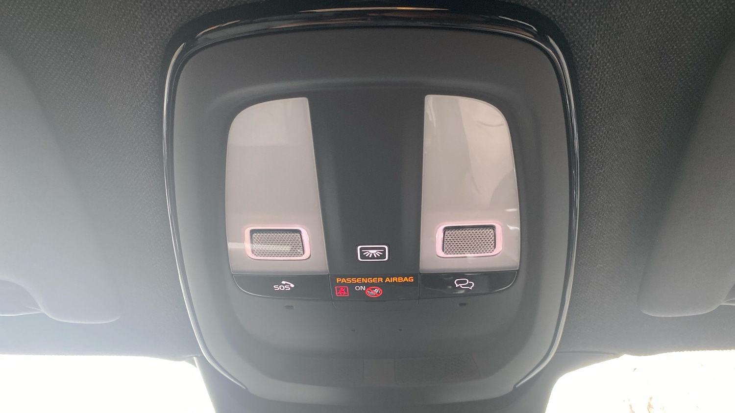 Used Volvo XC40 2023 for sale - 76963204: Photo 26