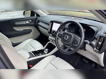 Used Volvo XC40 2025 for sale - 76653334: Photo